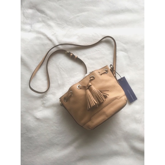 Rebecca Minkoff Handbags - ❗️SALE❗️NWT Rebecca Minkoff Micro Lexi Bucket Bag